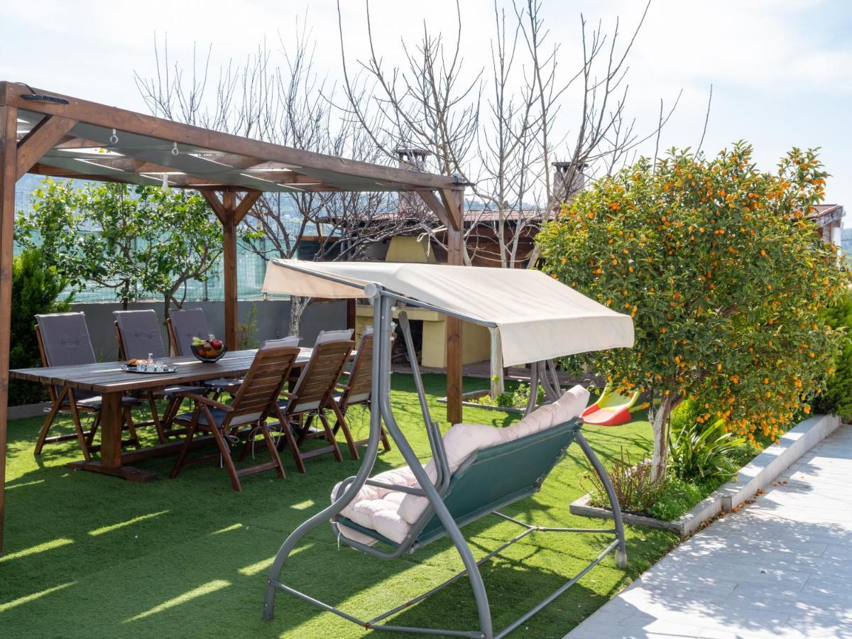 Grey House "By Checkin" Villa Karteros Luaran gambar